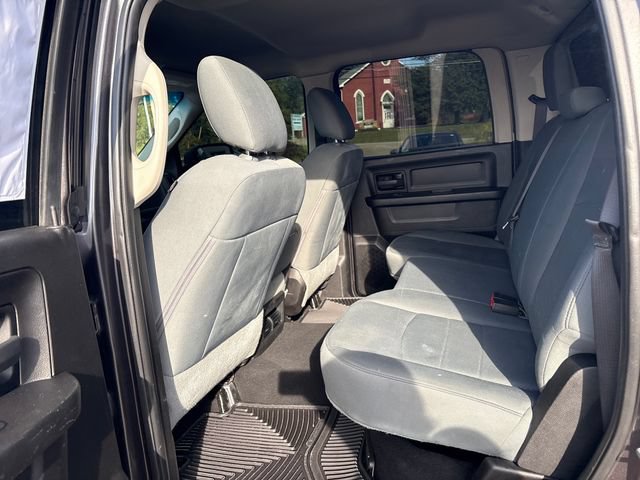 Used 2019 RAM 1500 Express w/ Express Value Package AWD/4WD image 18