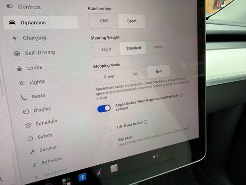 Used 2023 Tesla Model Y Long Range AWD/4WD image 36