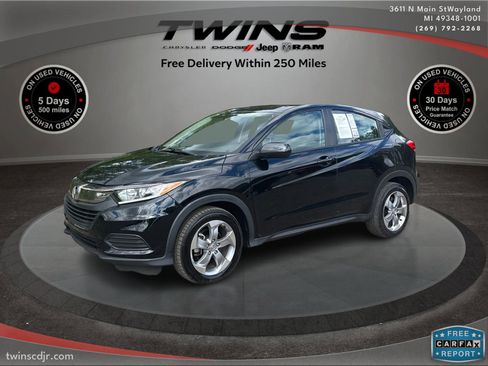 Used 2022 Honda HR-V LX image 5