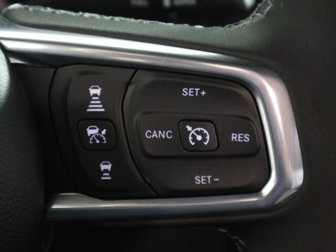 New 2026 Jeep Wrangler Sahara AWD/4WD image 29