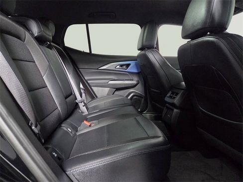 Used 2025 Chevrolet Equinox EV LT w/ Convenience Package image 15