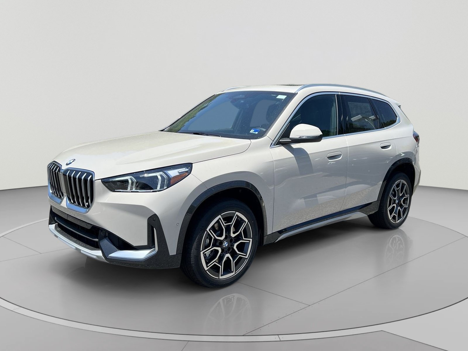 New 2026 BMW X1 xDrive28i w/ Convenience Package AWD/4WD image 1