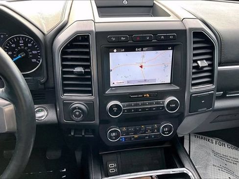 Used 2019 Ford Expedition Platinum AWD/4WD image 4