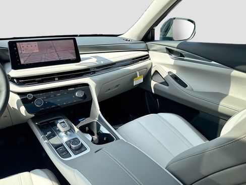 Used 2027 INFINITI QX60 Pure w/ Cargo Package FWD image 25