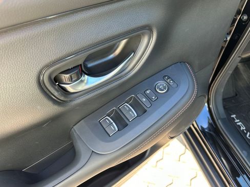 New 2026 Honda HR-V Sport image 9