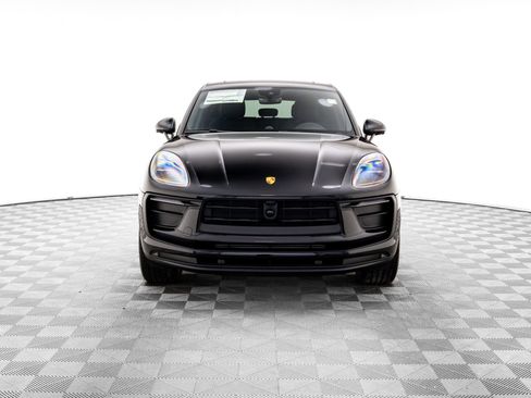 New 2026 Porsche Macan image 9