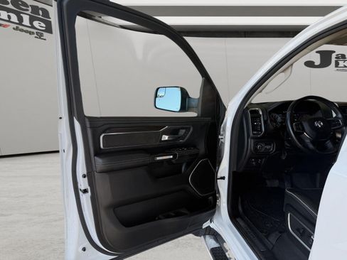 Used 2022 RAM 1500 Laramie AWD/4WD image 8