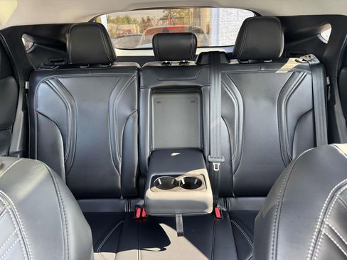 Used 2021 Ford Mustang Mach-E Premium image 22