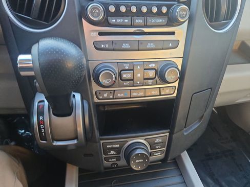 Used 2012 Honda Pilot Touring image 20