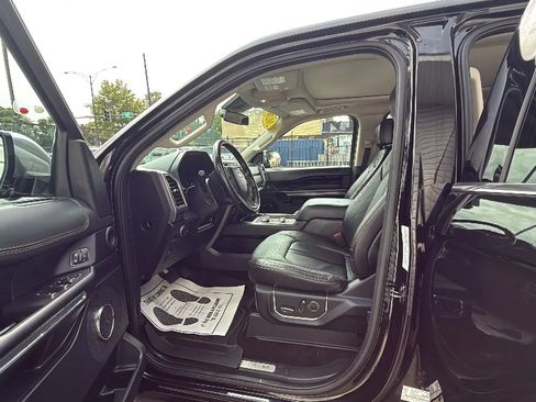 Used 2020 Ford Expedition Platinum AWD/4WD image 16