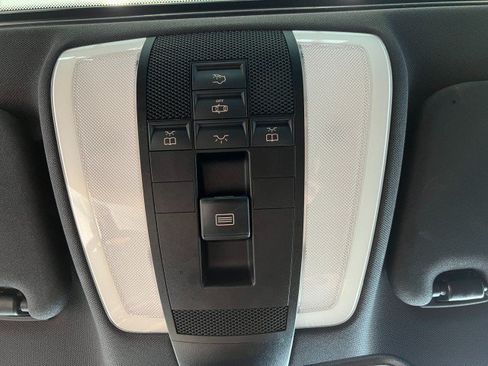 Used 2008 Mercedes-Benz C 350 Sport w/ Multimedia Pkg image 28