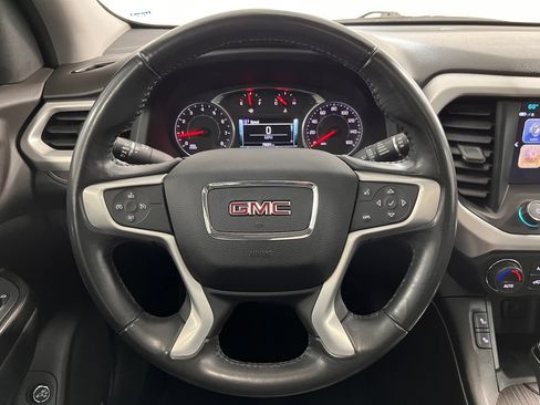 Used 2019 GMC Acadia SLT w/ LPO, Black Accent Package AWD/4WD image 16