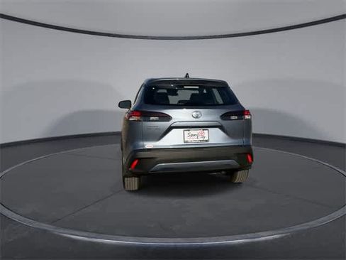 Used 2026 Toyota Corolla Cross L image 7