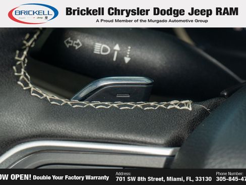 Used 2025 Jeep Grand Cherokee Limited AWD/4WD image 34