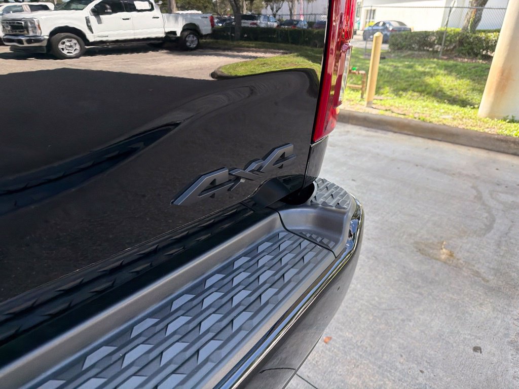 Used 2026 RAM 2500 Limited AWD/4WD image 30