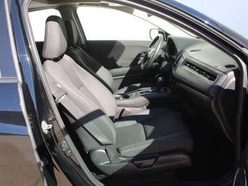 Used 2019 Honda HR-V EX image 33