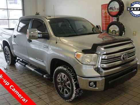 Used 2015 Toyota Tundra SR5 image 1