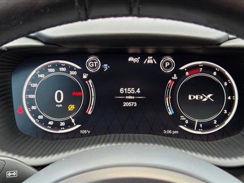 Used 2021 Aston Martin DBX AWD/4WD image 11