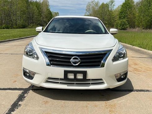 Used 2015 Nissan Altima 2.5 SL w/ Moonroof Package FWD image 17