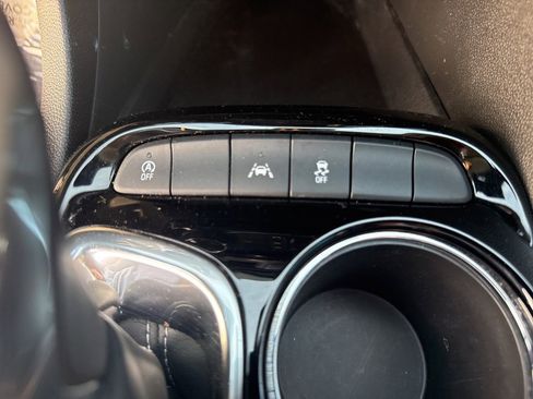 Used 2024 Buick Encore GX Sport Touring image 16