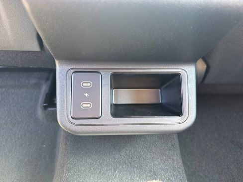 New 2025 Kia K4 LXS image 18