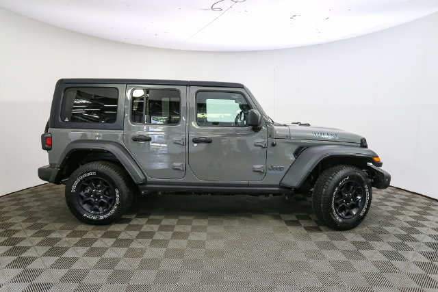 Used 2023 Jeep Wrangler Unlimited w/ 8.4" Radio Group AWD/4WD image 14