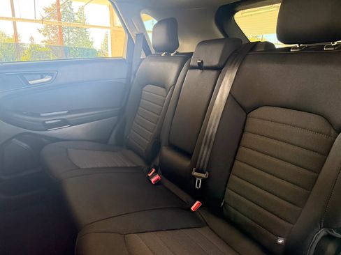 Used 2018 Ford Edge SE AWD/4WD image 19