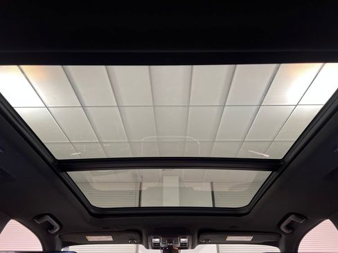 Used 2022 Chevrolet Tahoe High Country image 42