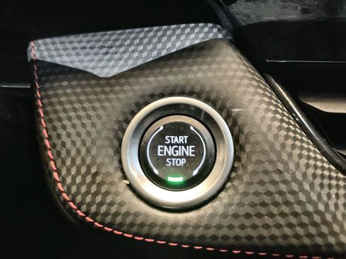 Used 2025 Chevrolet Equinox RS w/ Safety and Technology Package image 16