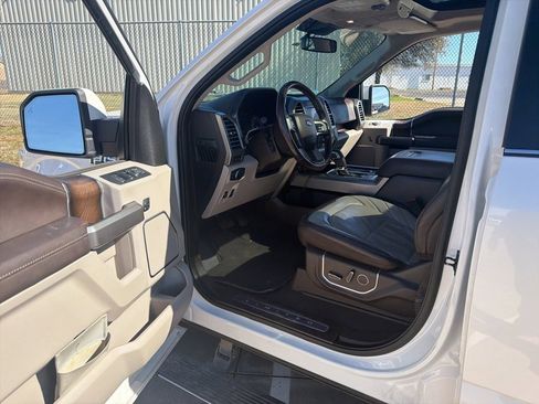 Used 2019 Ford F150 Limited w/ Trailer Tow Package image 14