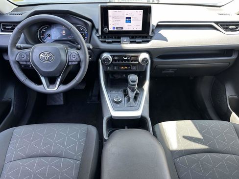 Used 2024 Toyota RAV4 XLE w/ Convenience Package AWD/4WD image 14