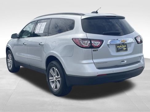 Used 2017 Chevrolet Traverse LT FWD image 5