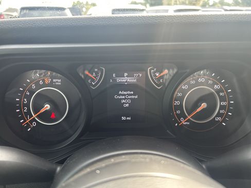 New 2025 Jeep Gladiator Sport image 18