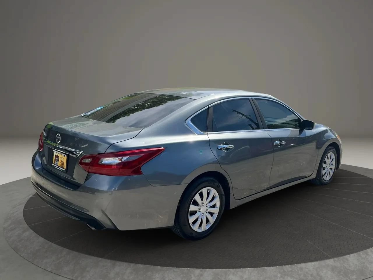 Used 2018 Nissan Altima 2.5 S FWD image 7