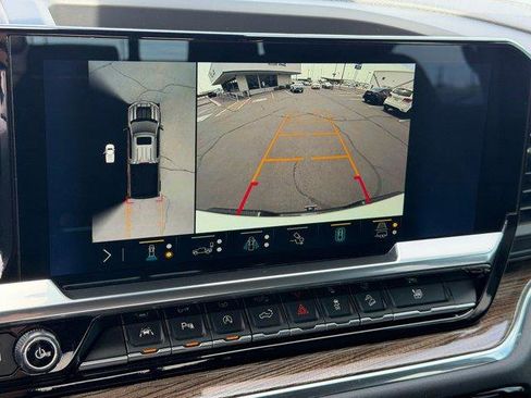 Used 2023 Chevrolet Silverado 1500 LT Trail Boss w/ LT Trail Boss Premium Package AWD/4WD image 27