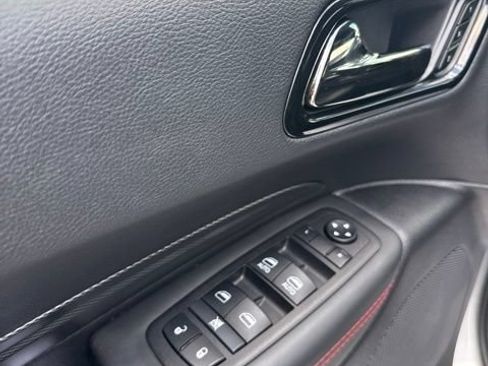 Used 2024 Dodge Durango GT AWD/4WD image 13