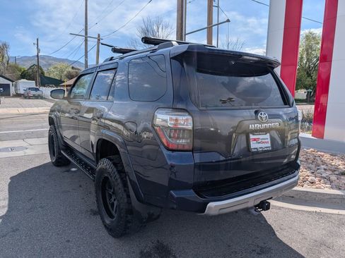Used 2015 Toyota 4Runner SR5 image 5