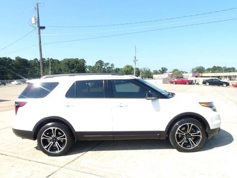 Used 2015 Ford Explorer Sport w/ Equipment Group 401A AWD/4WD image 5