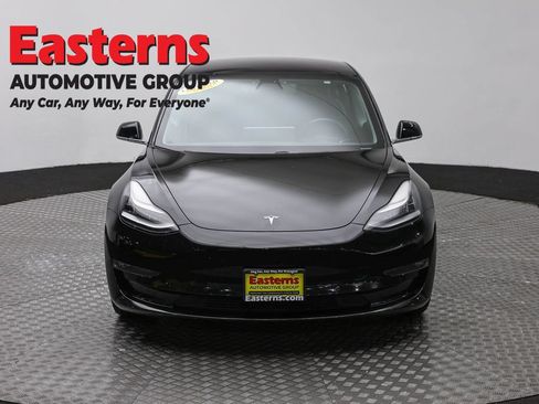 Used 2019 Tesla Model 3 Long Range RWD image 2