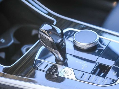 Used 2020 BMW X5 sDrive40i image 16