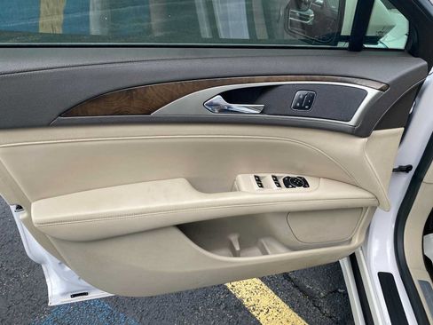 Used 2017 Lincoln MKZ Select FWD image 34