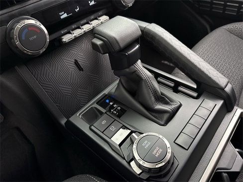 Used 2025 Toyota 4Runner SR5 image 19