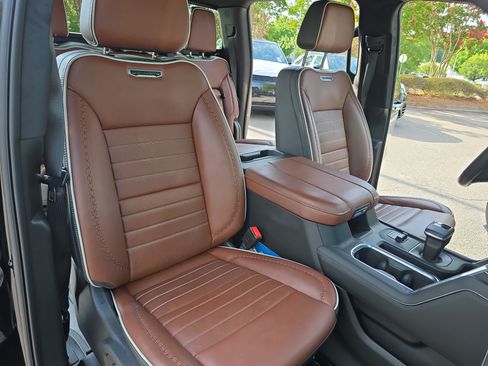 Used 2024 GMC Sierra 1500 Denali Ultimate AWD/4WD image 10
