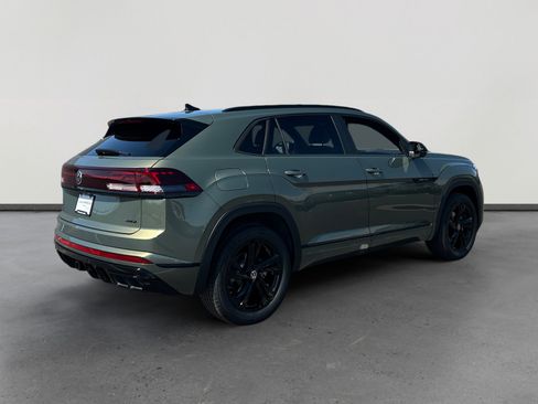 New 2026 Volkswagen Atlas Cross Sport SEL R-Line AWD/4WD image 5