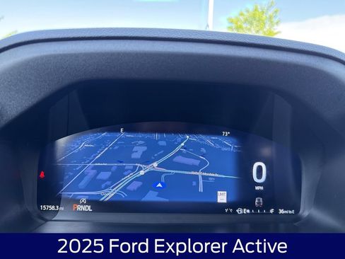 Used 2025 Ford Explorer Active AWD/4WD image 20