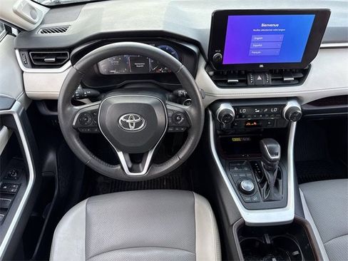 Used 2023 Toyota RAV4 Limited image 12