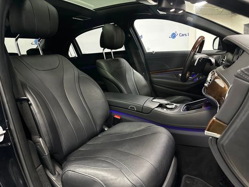 Used 2017 Mercedes-Benz S 550 Sedan image 22