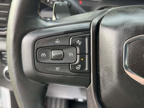 Used 2023 GMC Sierra 1500 AT4 w/ Technology Package image 25