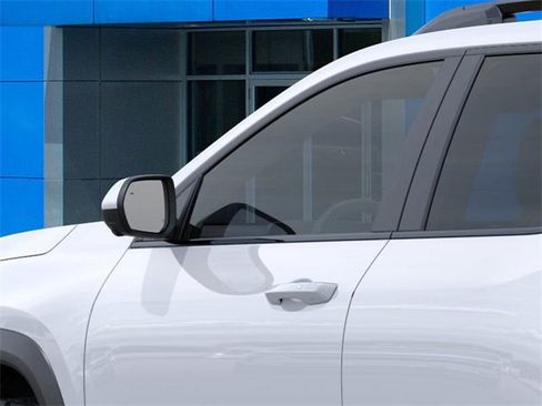 New 2026 Chevrolet Equinox ACTIV w/ Convenience Package III image 12