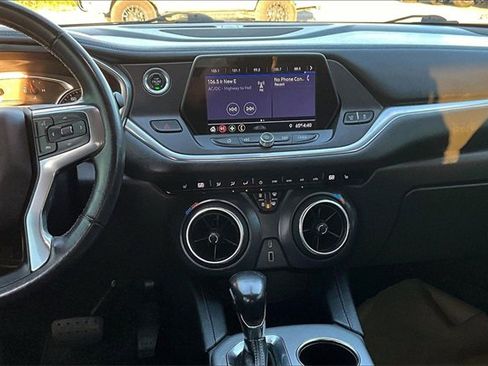 Used 2019 Chevrolet Blazer LT image 6